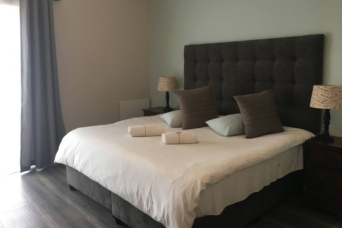 Suite, Balcony | In-room safe, desk, free WiFi