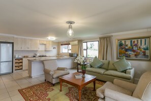 Luxury Apartment | Living room