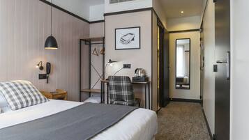 Dobbeltrom – superior | Skrivebord, lydisolert, wi-fi (inkludert) og sengetøy