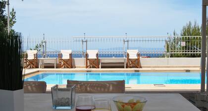 Chrysiida Luxury Suites