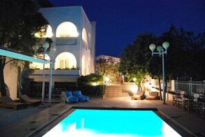 Piscina all'aperto