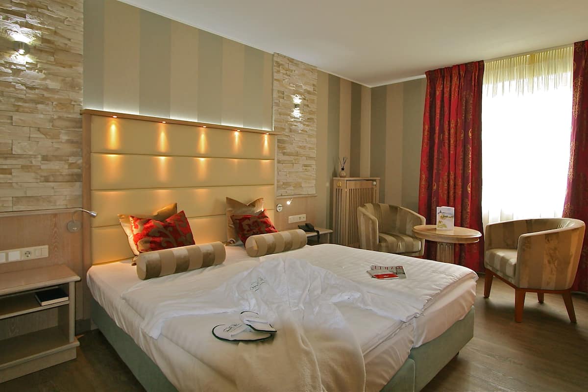 1 chambre, minibar, coffres-forts dans les chambres