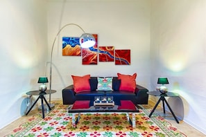 Apartment, 3 Bedrooms (Triq il Punent, Valletta) | Living area - Malta Holiday Lets Valletta (Valletta)