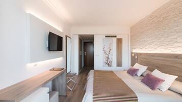 Een kluis op de kamer, een bureau, gratis wifi