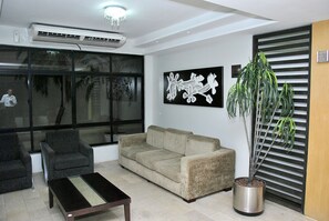 Sala de estar en el lobby