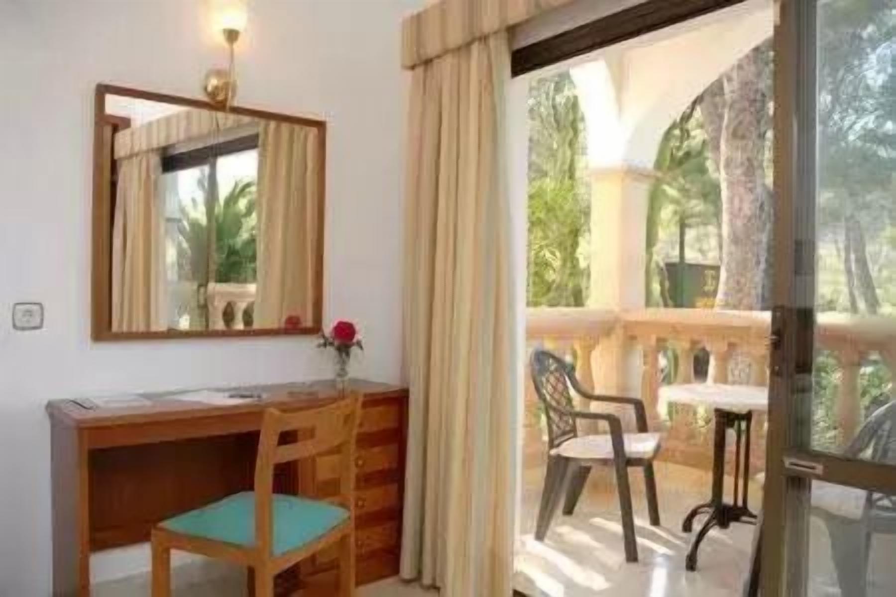 Photo - Hotel Cala Gat