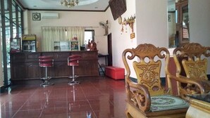 Quầy tiếp tân