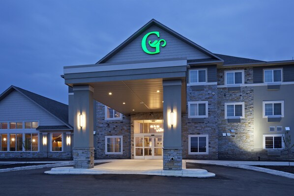 Exterior - Grandstay Hotel And Suites Morris (Morris)