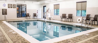 Comfort Suites Hartville - North Canton