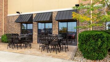 Free daily full breakfast