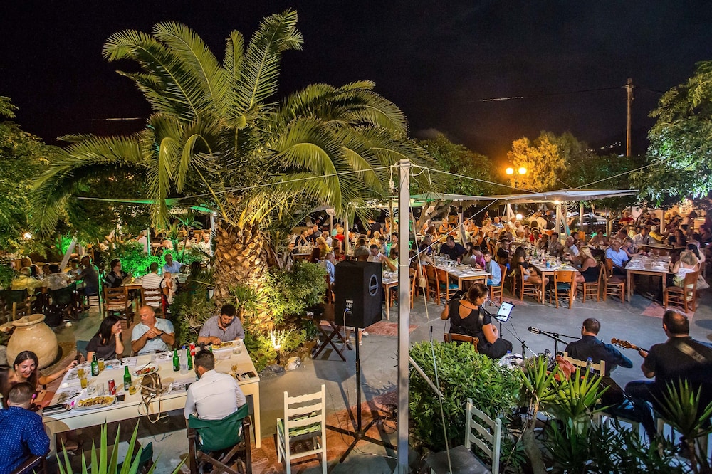 Alinda Hotel by null