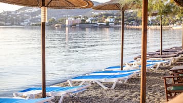 Beach nearby, sun-loungers, beach umbrellas, beach bar