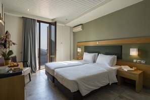 Deluxe Room, Sea View (1-3 adults) | Premium bedding, down comforters, desk, free cribs/infant beds