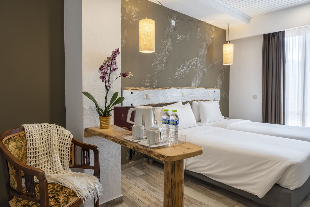 double room | premium bedding, down duvets, desk, free cots/infant beds