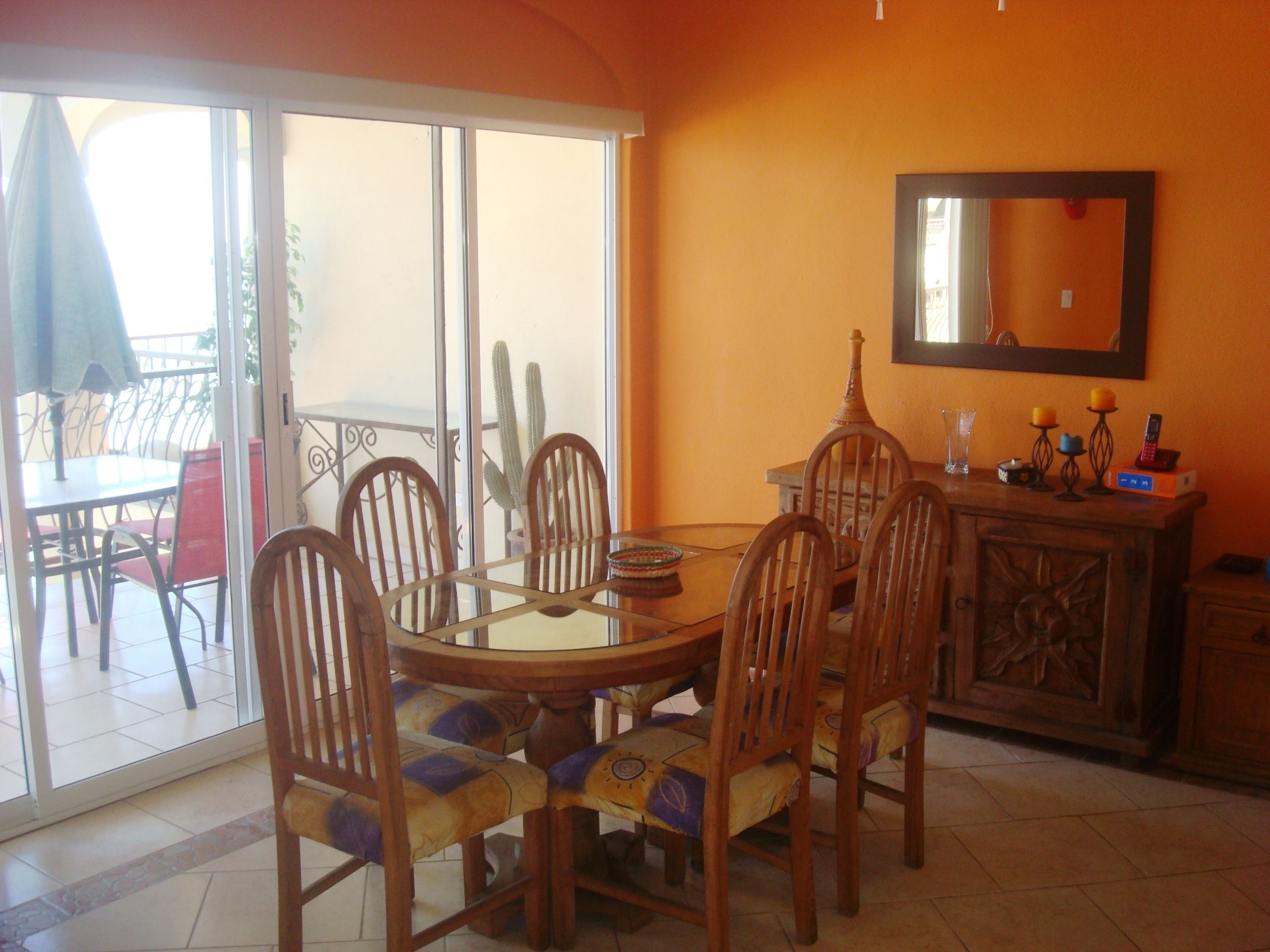 Traditional Apartment, 2 Bedrooms, Concierge Service, Beachfront | In-room dining