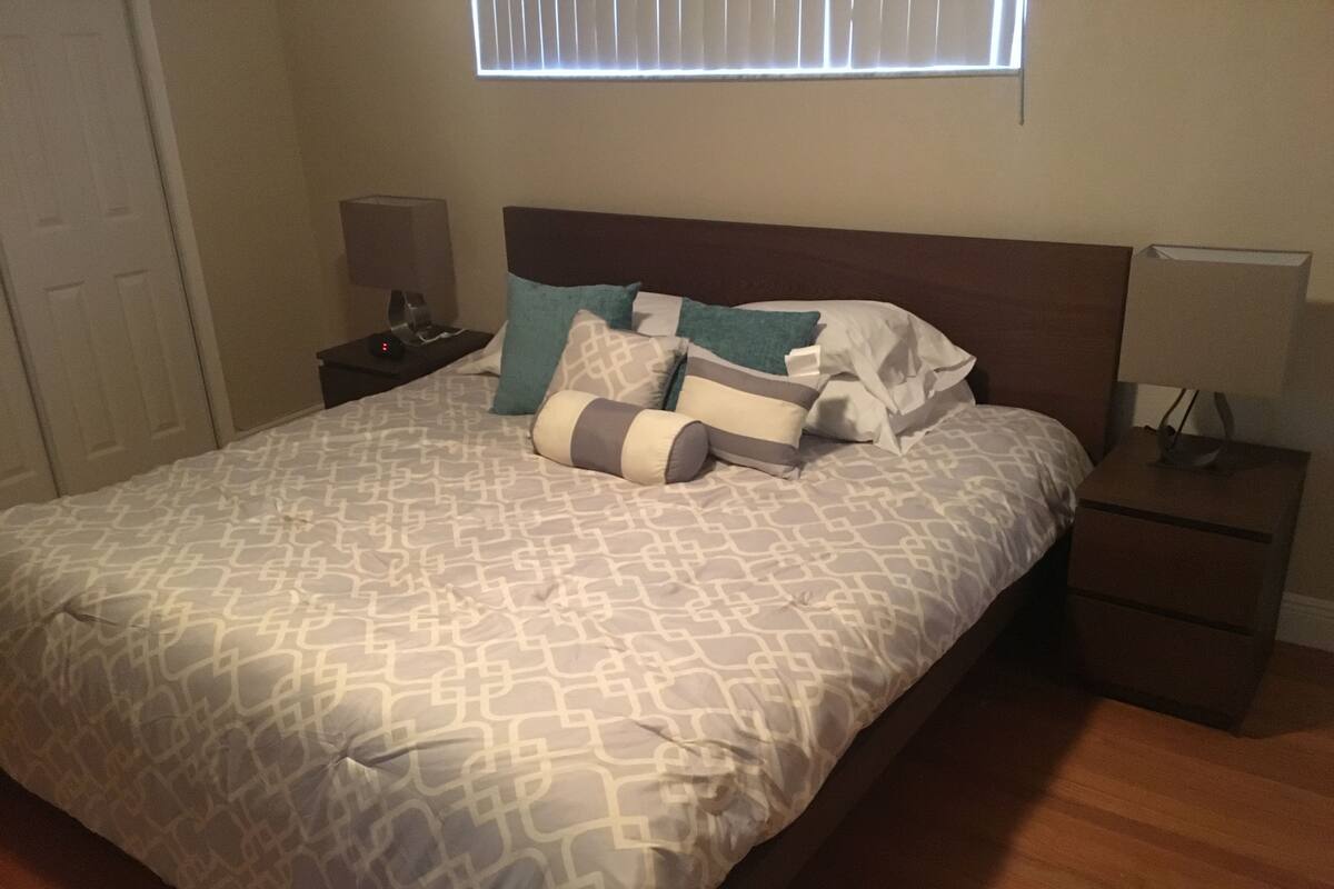 Apartment, 1 Bedroom, Balcony | 1 bedroom, iron/ironing board, WiFi (free), individually decorated