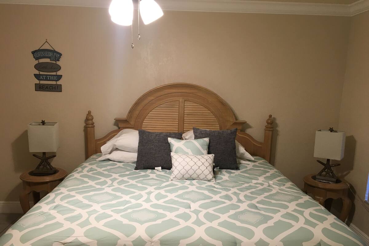 Apartment, 1 Bedroom | 1 bedroom, iron/ironing board, WiFi (free), individually decorated