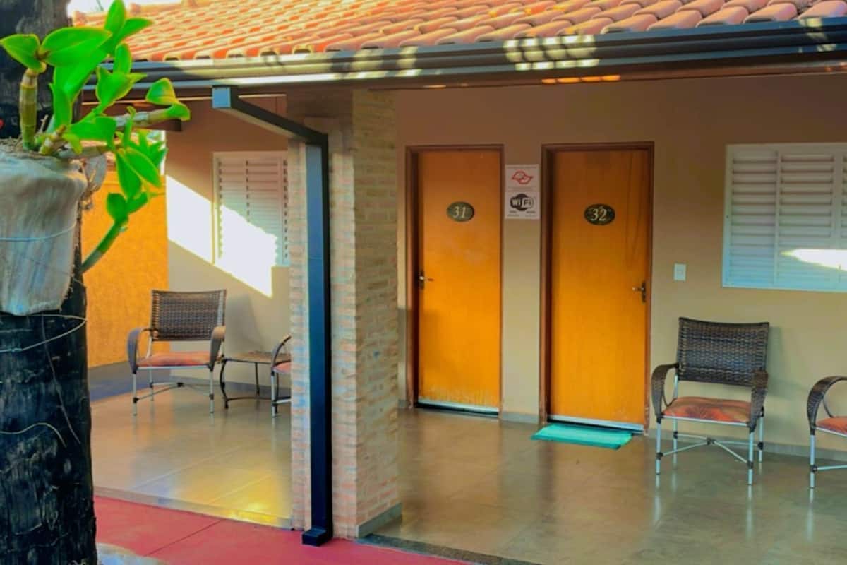 Apartamento Superior Térreo | 1 bedroom, minibar, soundproofing, iron/ironing board