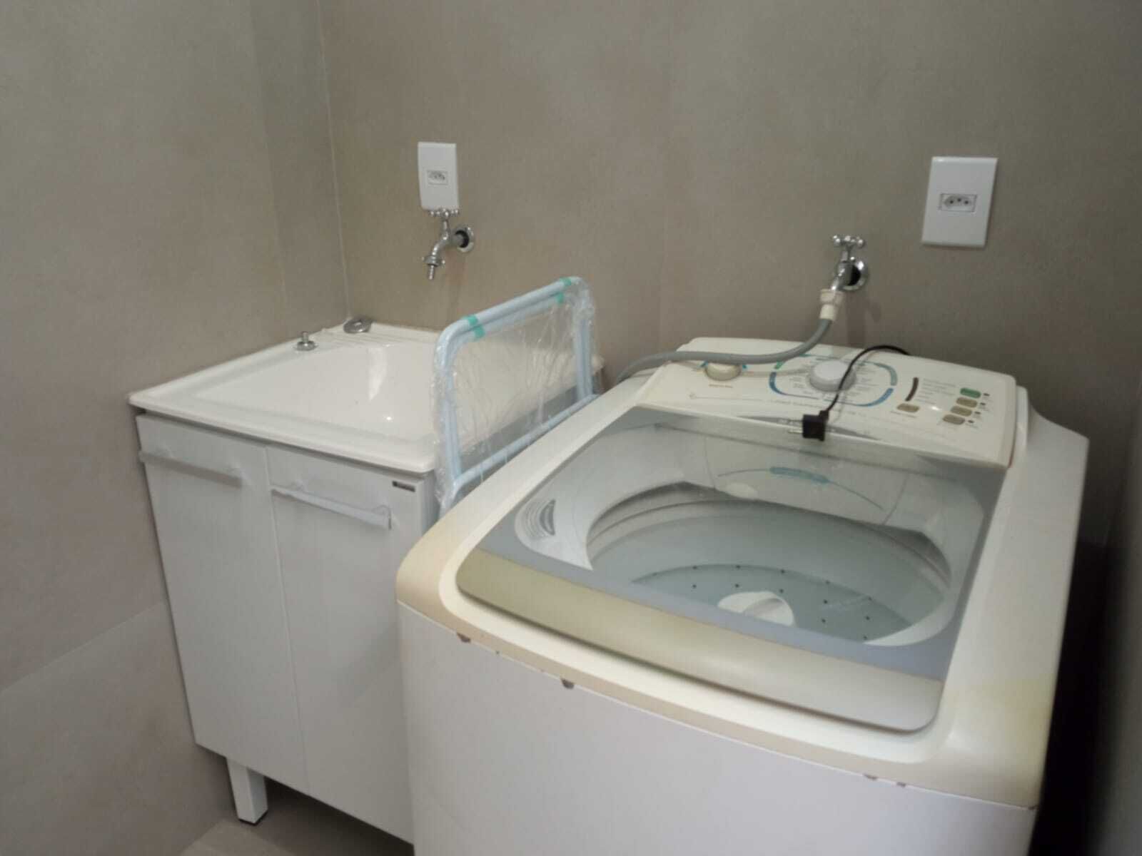 casa na cidade a 5km do hotel - p/12 pessoas | 1 bedroom, minibar, soundproofing, iron/ironing board