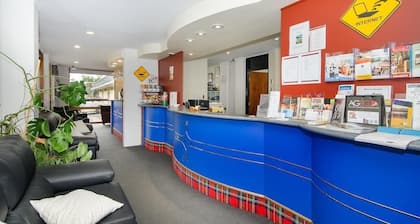William Macintosh Motor Lodge