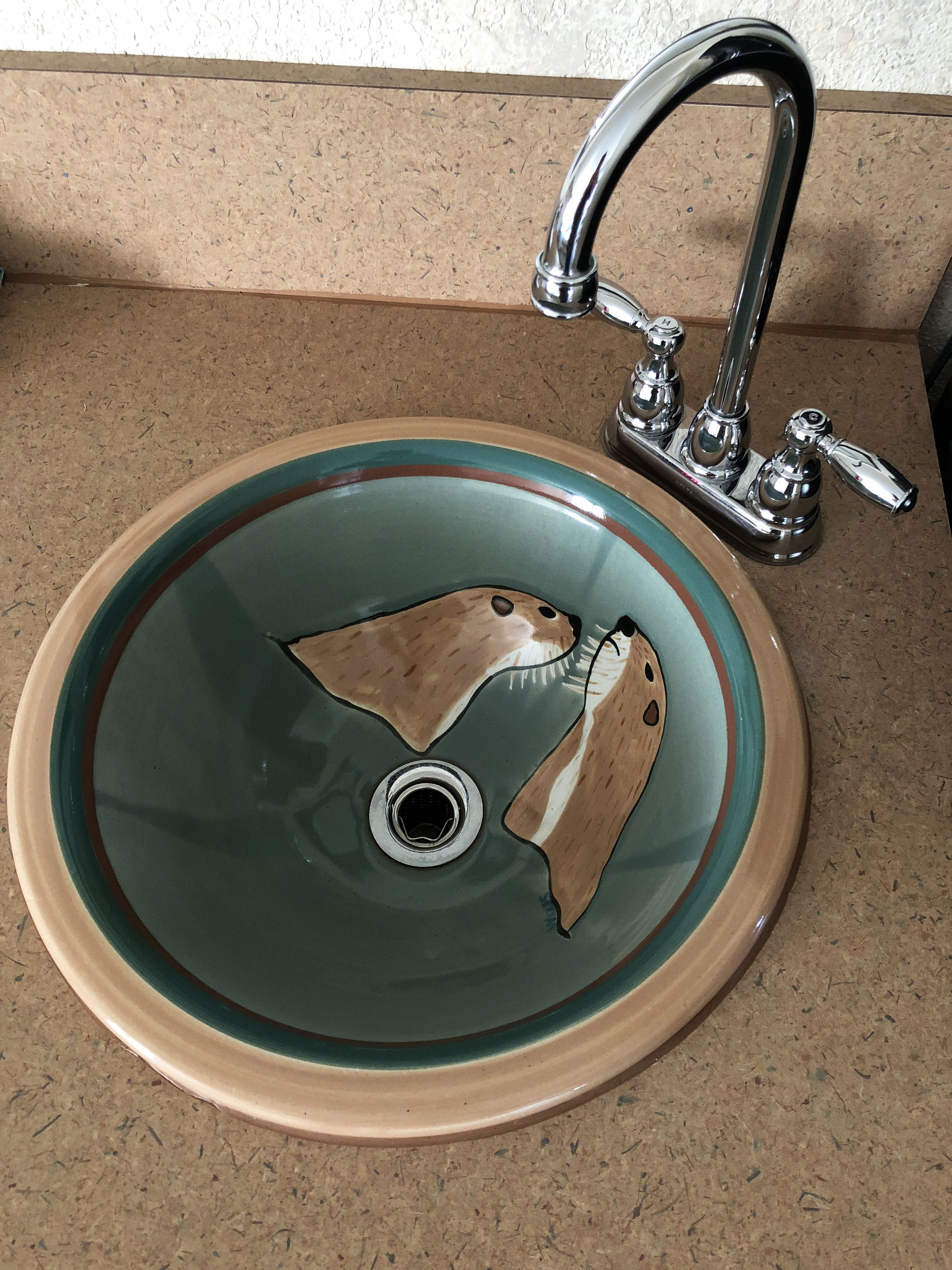 6. otter (no pets) | private kitchenette | fridge, microwave, coffee/tea maker, paper towels