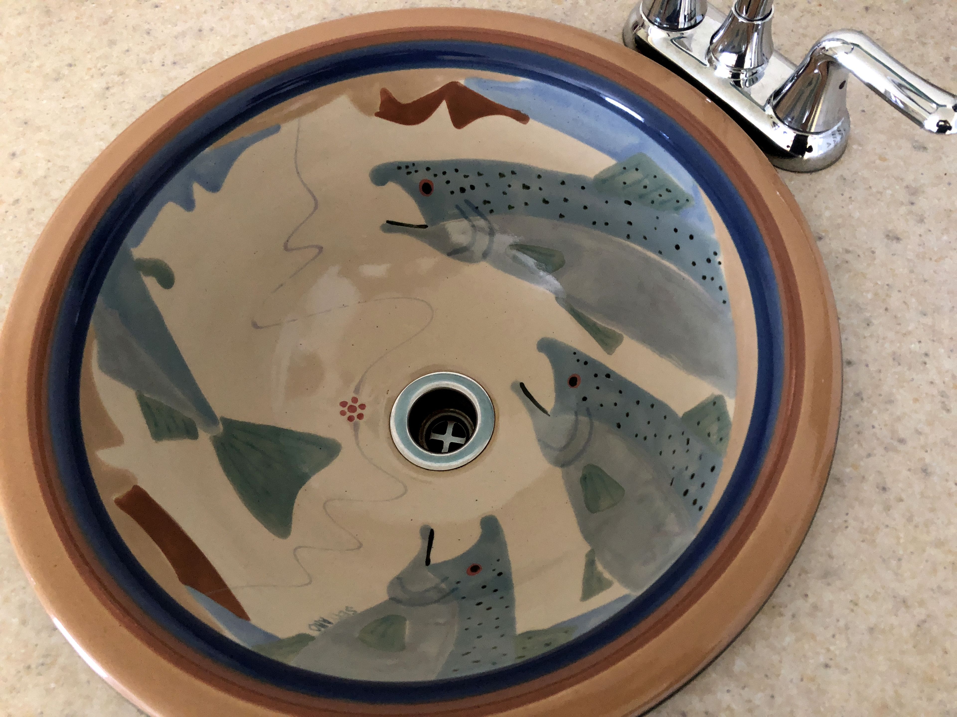 1. chinook (no pets) | private kitchenette | fridge, microwave, coffee/tea maker, paper towels