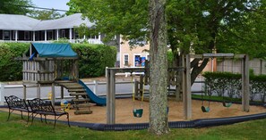Exterior - Edgartown Commons (Edgartown)