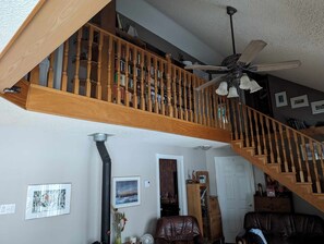 Standard-Doppelzimmer, 1 Doppelbett (Alex) | Babybetten, kostenloses WLAN, Bettwäsche