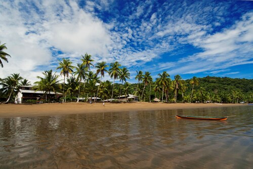 Playa de Oro Lodge
