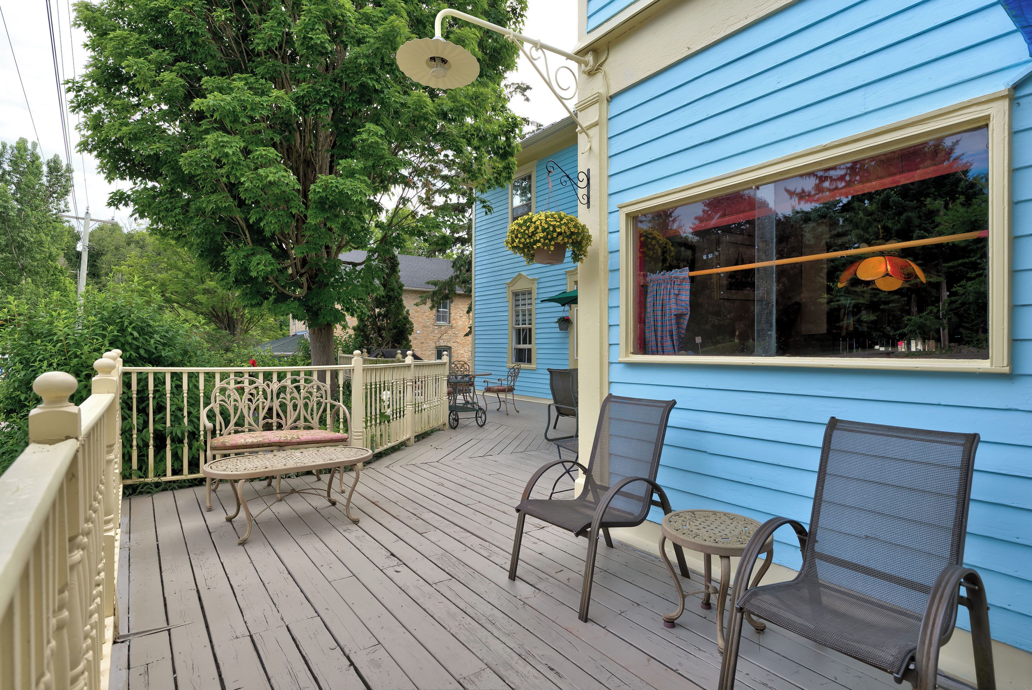 屋外ダイニングエリア