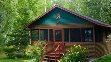 Cabaña, 1 habitación, cocina, vista al lago (Cabin 6) | Cunas gratuitas y wifi gratis