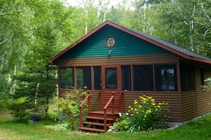 Ferienhütte, 1 Schlafzimmer, Küche, Seeblick (Cabin 6)