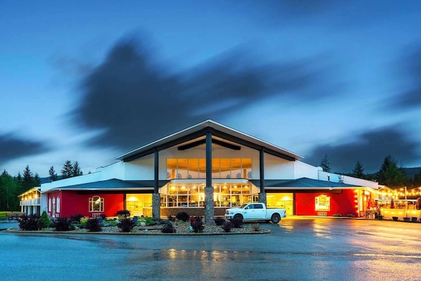 Exterior - Clearwater Lodge (Clearwater)
