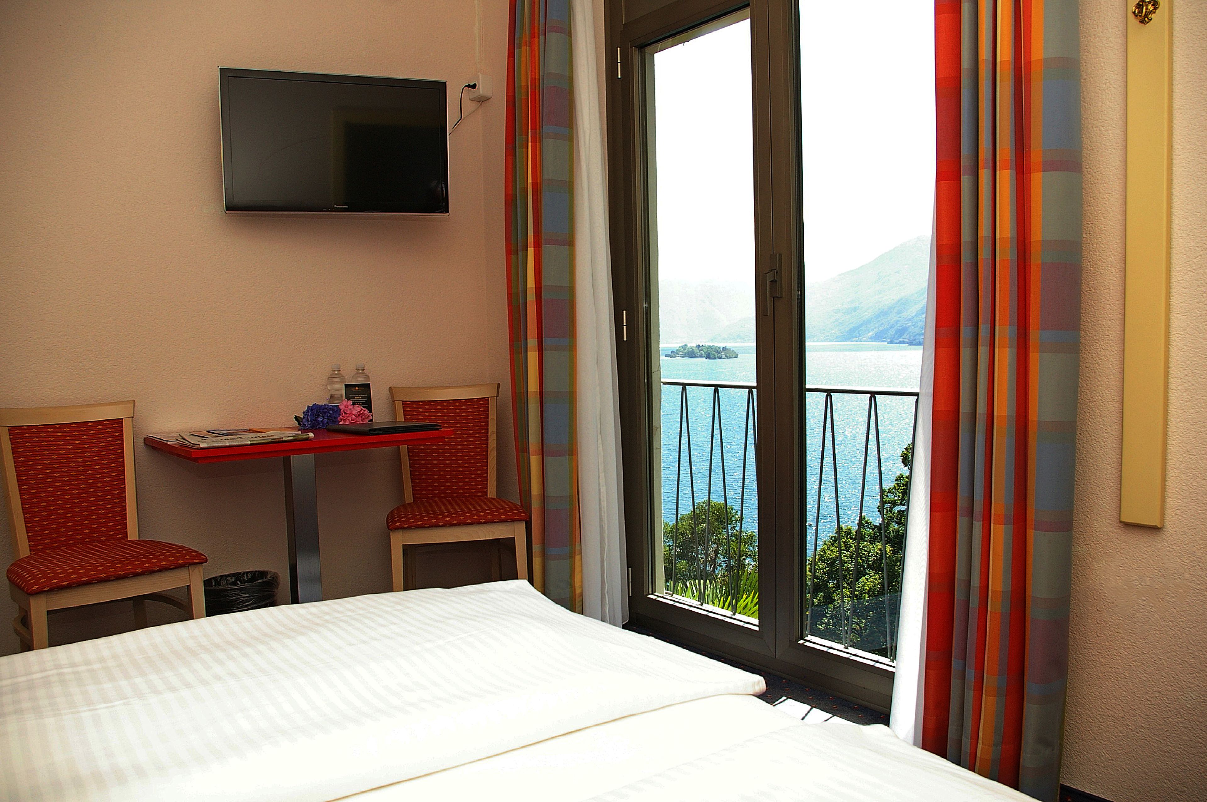 comfort double room, balcony, lake view | 1 bedroom, in-room safe, free wifi, bed sheets