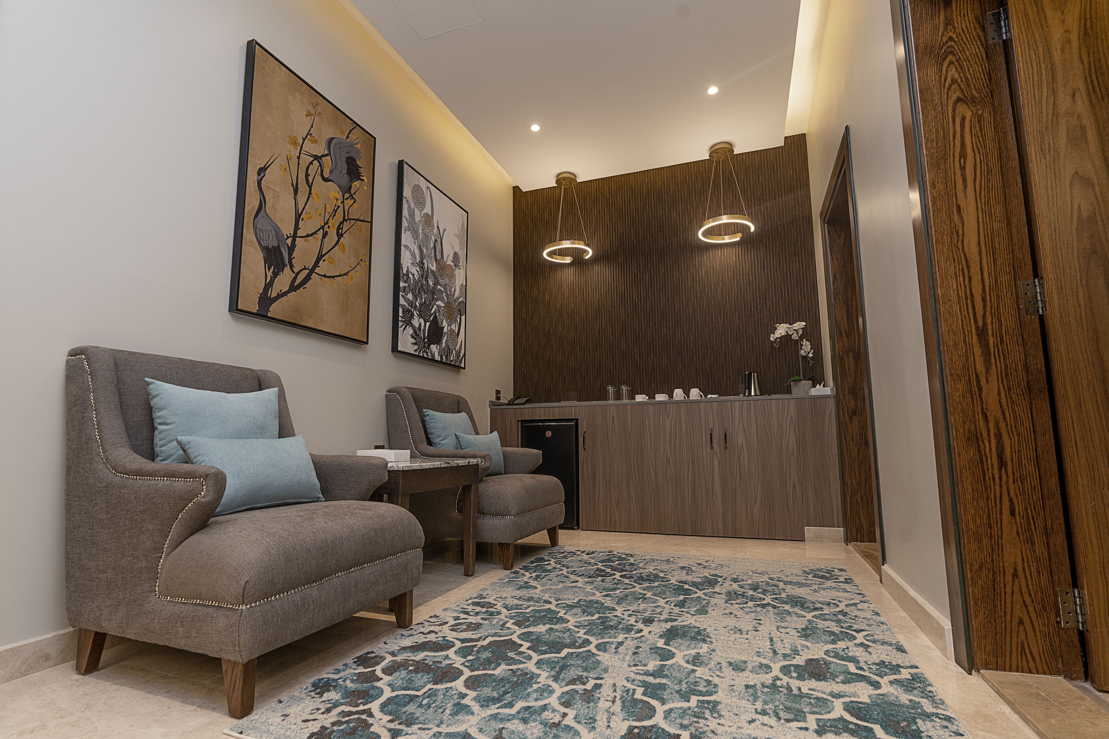 Villa, 3 habitaciones, alberca privada | Área de sala de estar | Televisión de 55 pulgadas con canales vía satélite y futbolito 