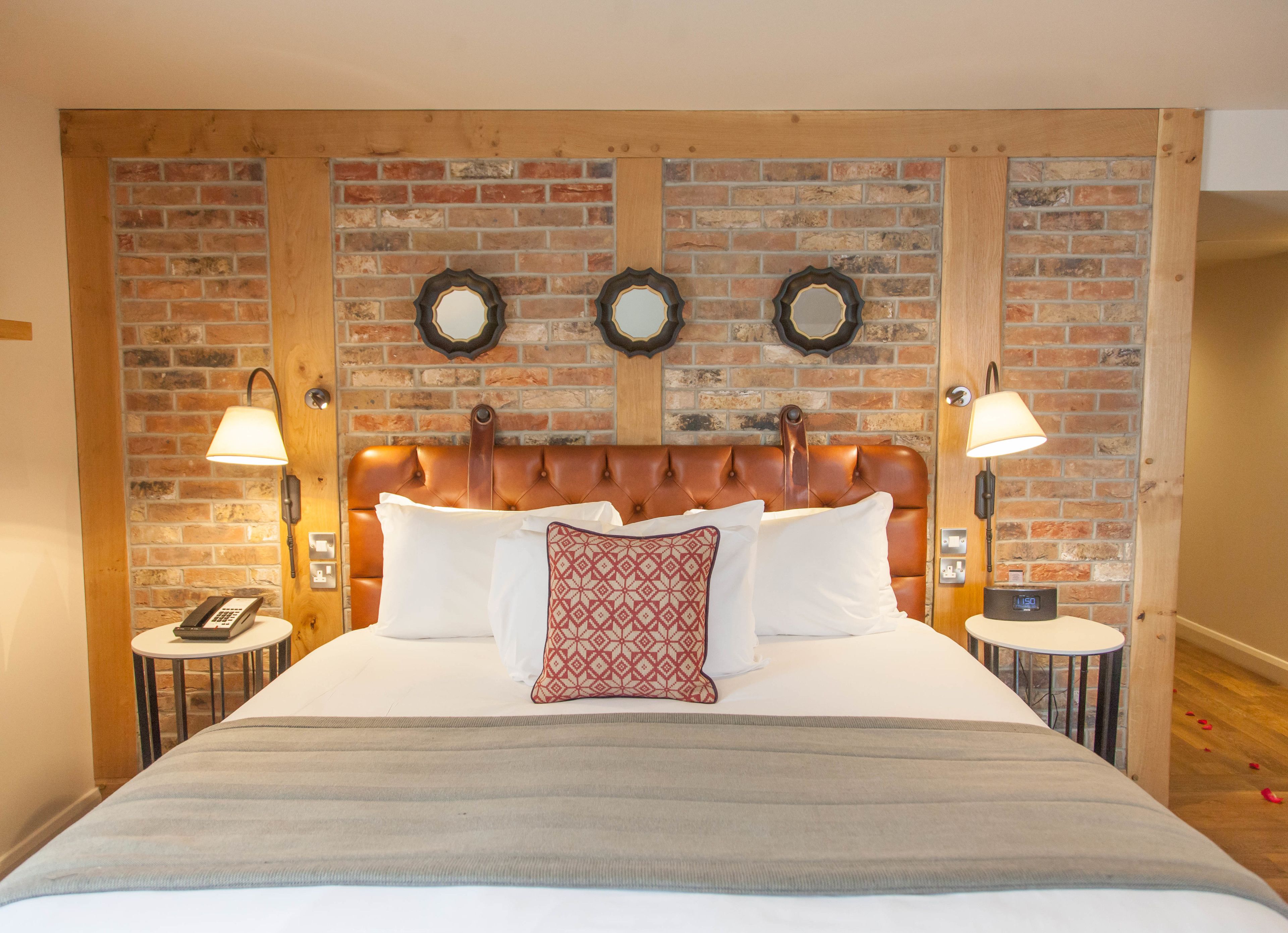 premium room, 1 king bed | egyptian cotton sheets, premium bedding, in-room safe