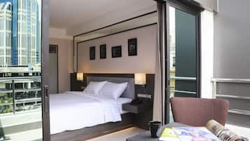 Executive Room | ミニバー、セーフティボックス (室内)、遮光カーテン、アイロン / アイロン台