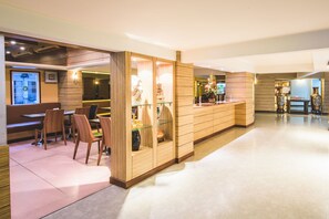 Hallway - New Suanmali Hotel (Bangkok)