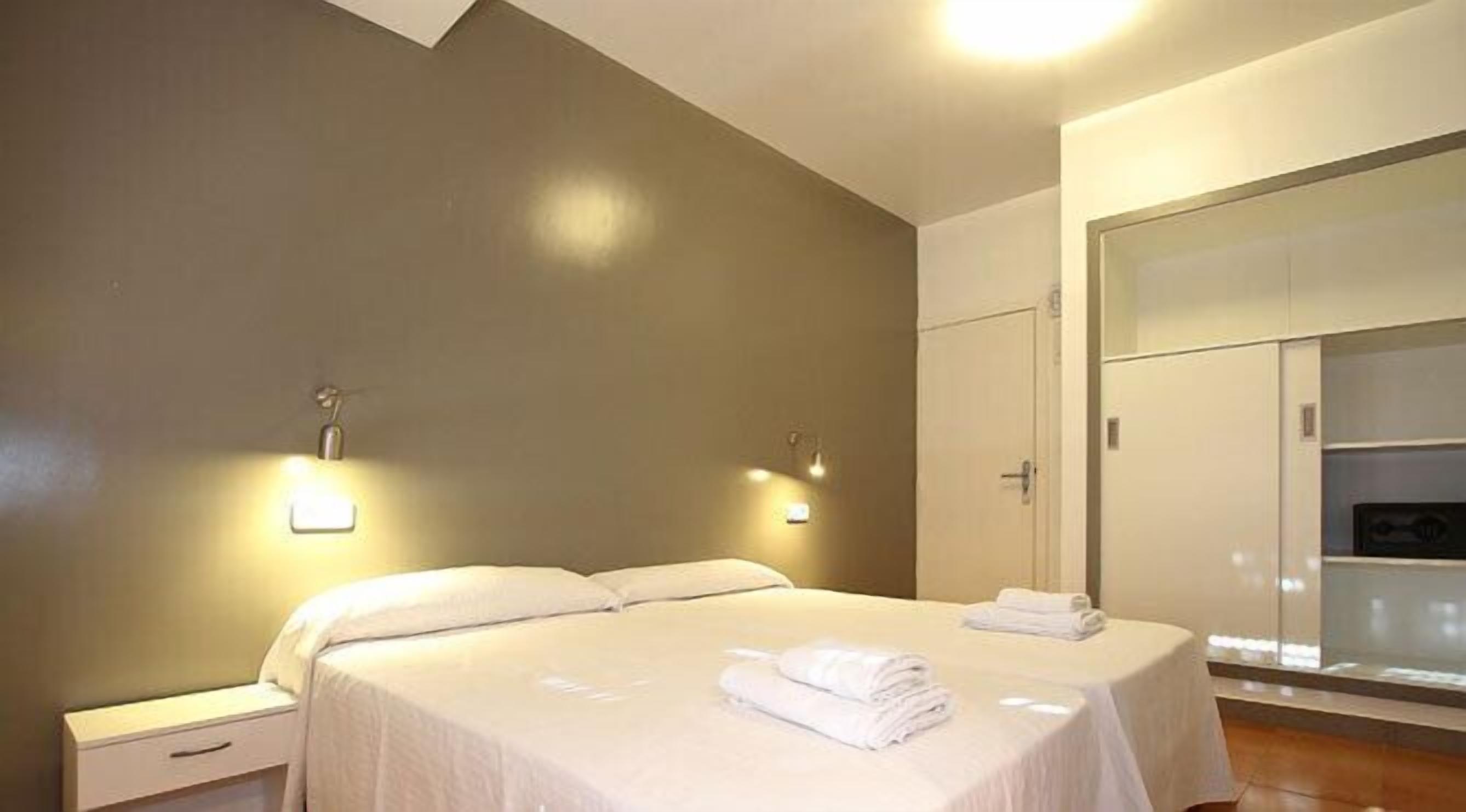 Photo - Hostal Ripoll Ibiza