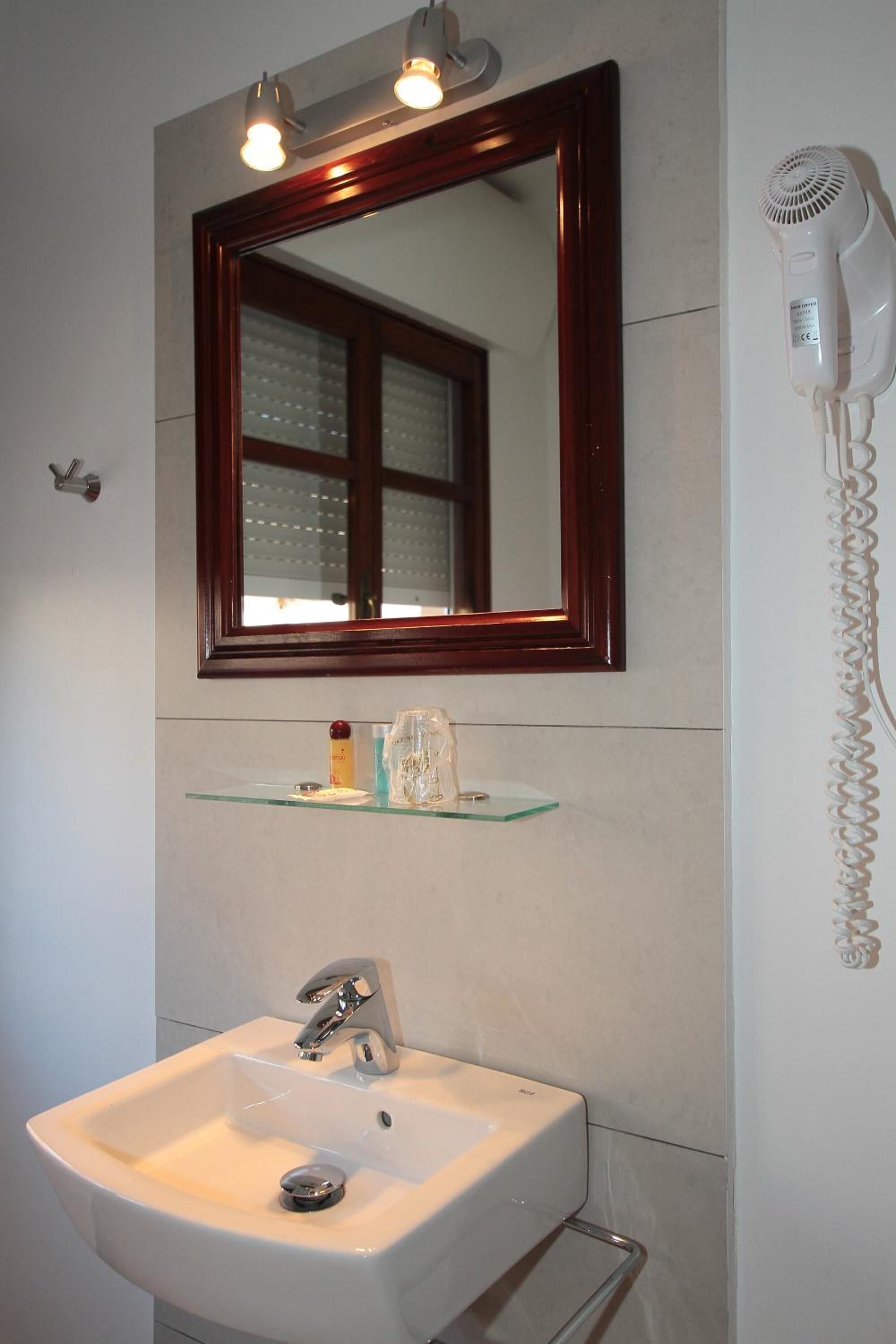 Photo - Hostal Ripoll Ibiza