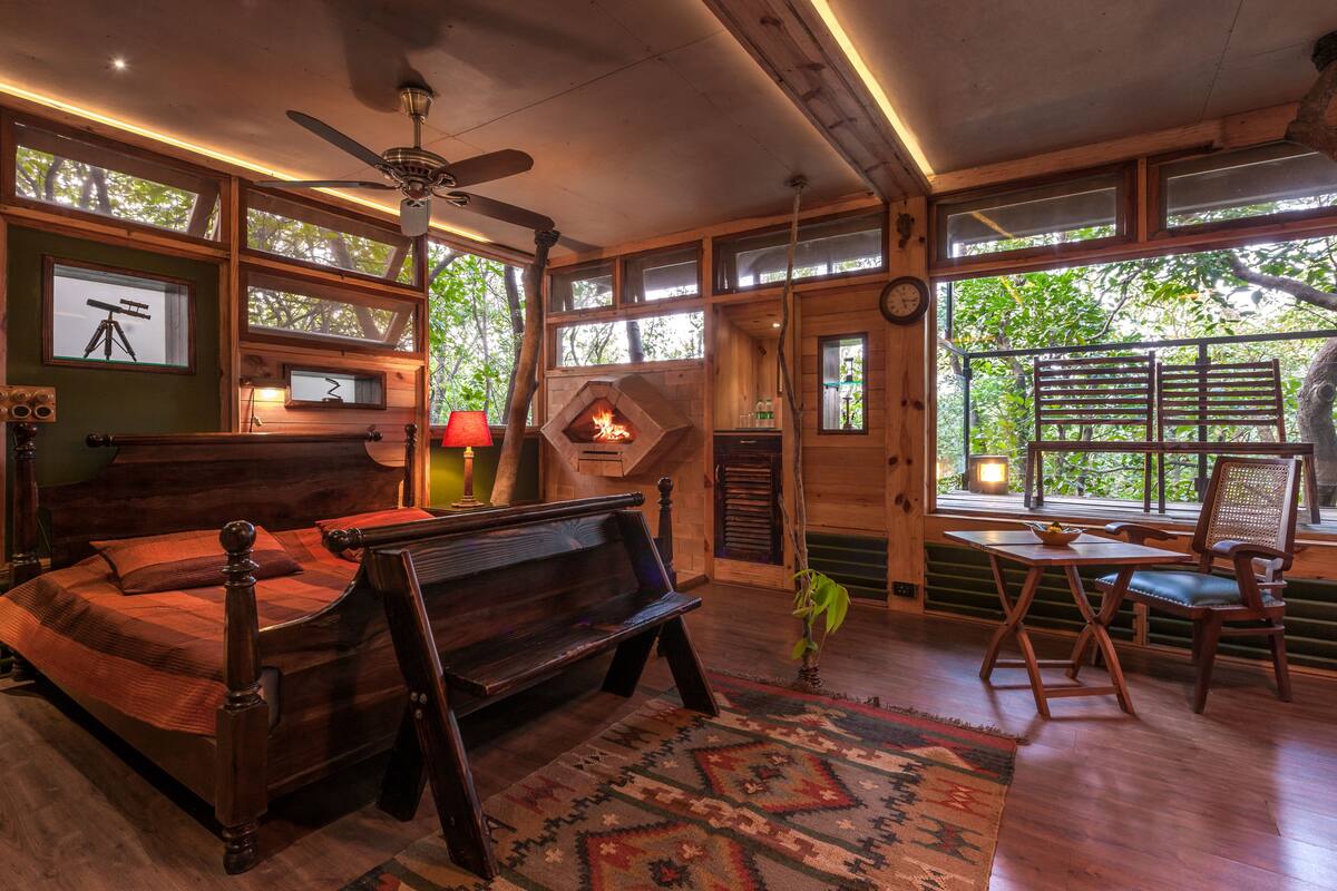 Woods with Private Deck | Minibar, in-room safe, desk, laptop workspace