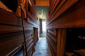 Mixed Dormitory (10 beds) | Hypo-allergenic bedding, in-room safe, individually decorated - Untapped Hostel (Sapporo)