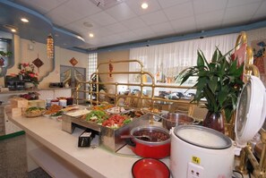 Petit déjeuner buffet