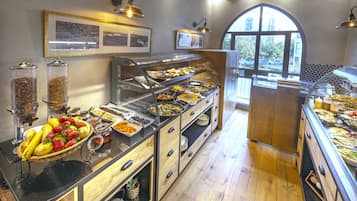Daily buffet breakfast for a fee