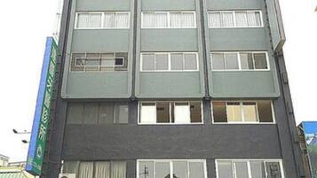 EntrĂ©e de lâhĂ©bergement