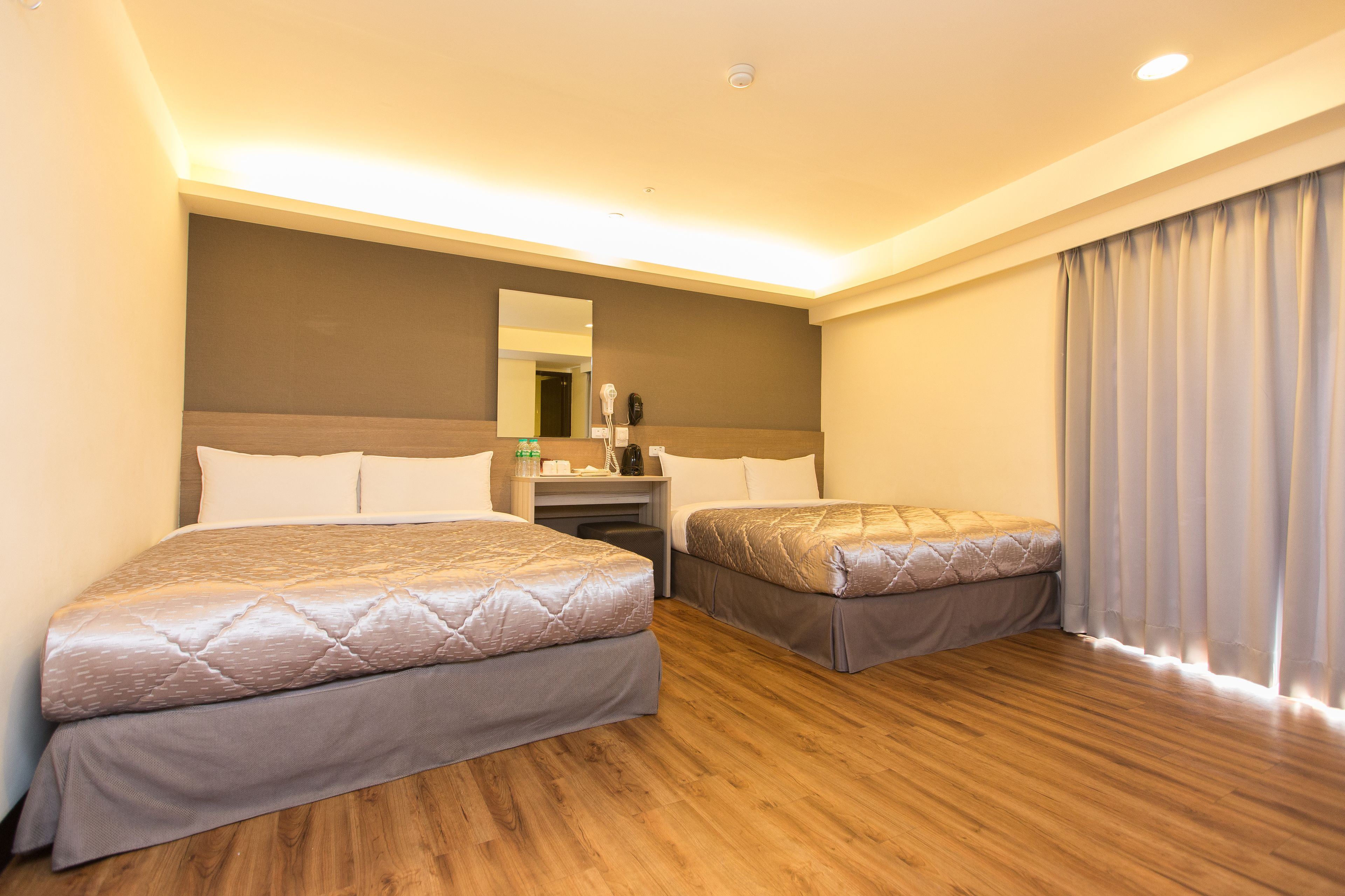 quadruple room | free wifi