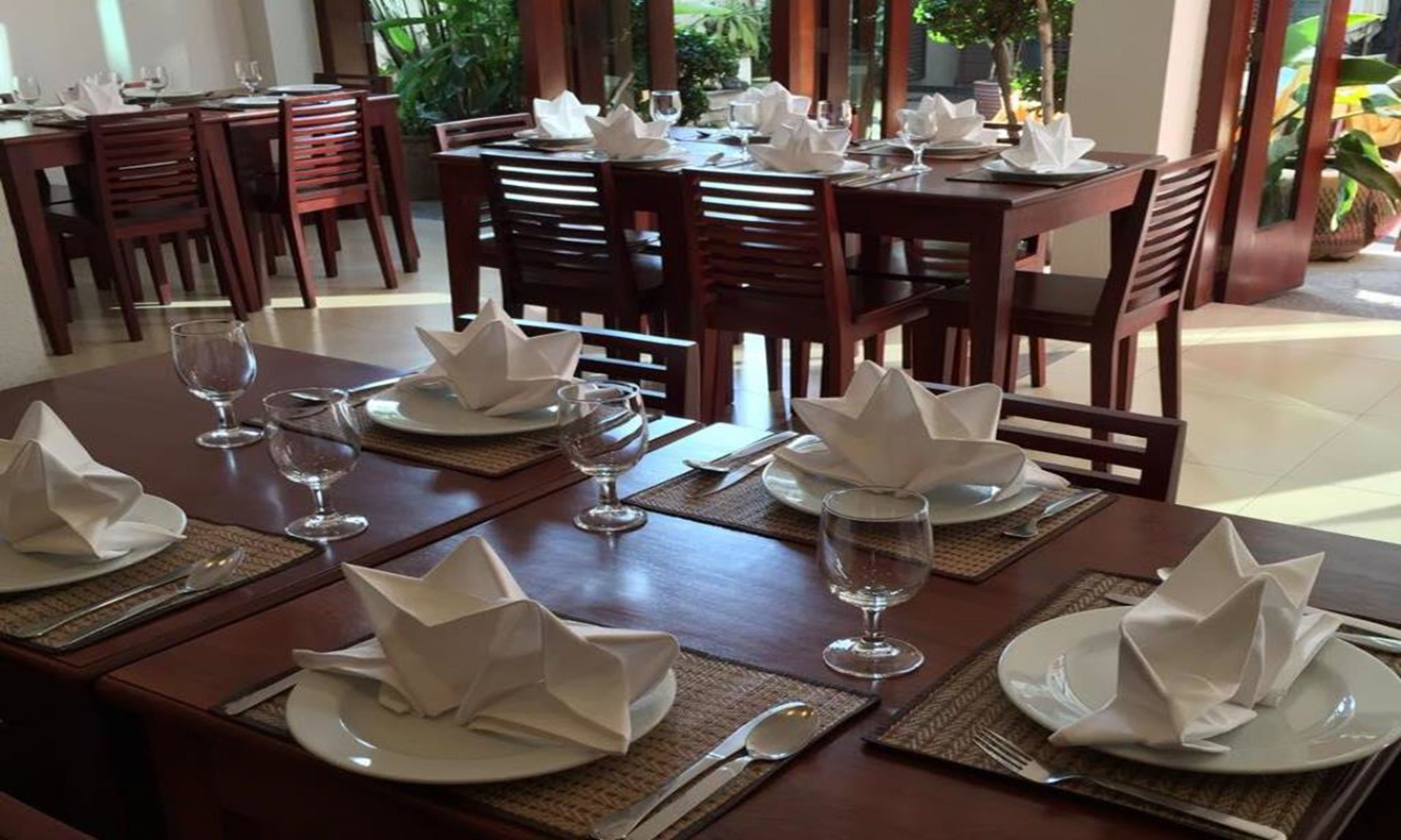 breakfast, lunch, dinner served; thai cuisine, garden views