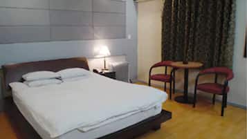 Double Room (Children under 5 not allowed) | In-room safe, blackout drapes, soundproofing, free WiFi