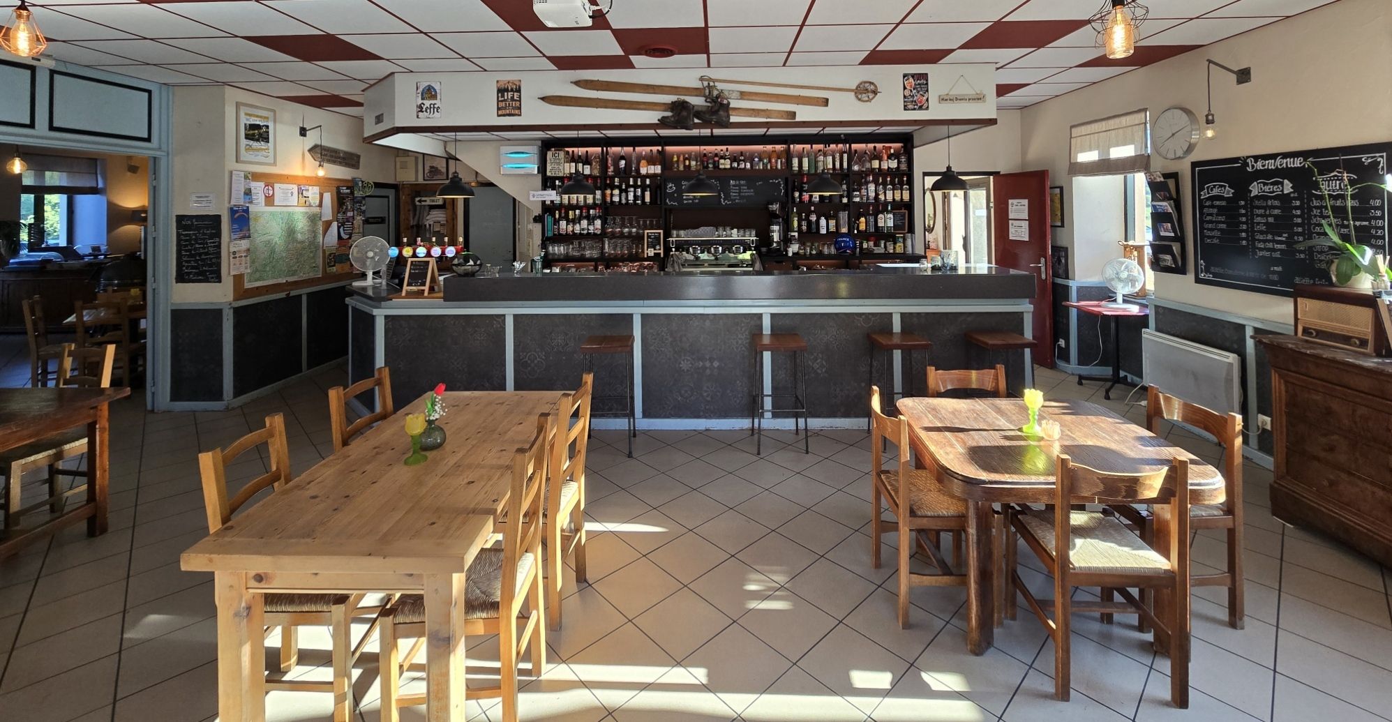 Bar (på overnattingsstedet)