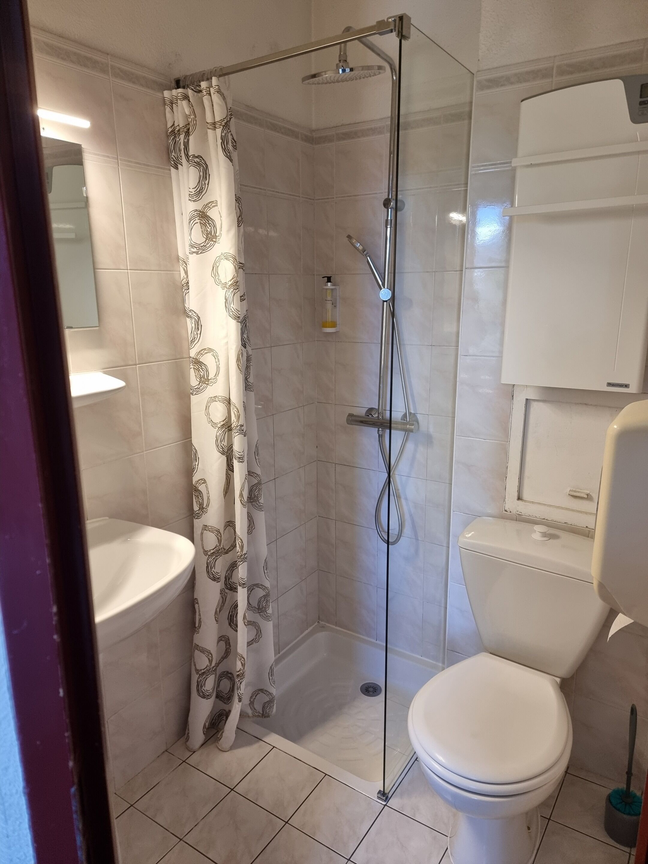 Camera doppia, bagno privato, vista montagna (hôtel 2 étoiles) | Bagno